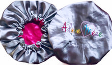Load image into Gallery viewer, (Kid) Pretty Girl Bonnet
